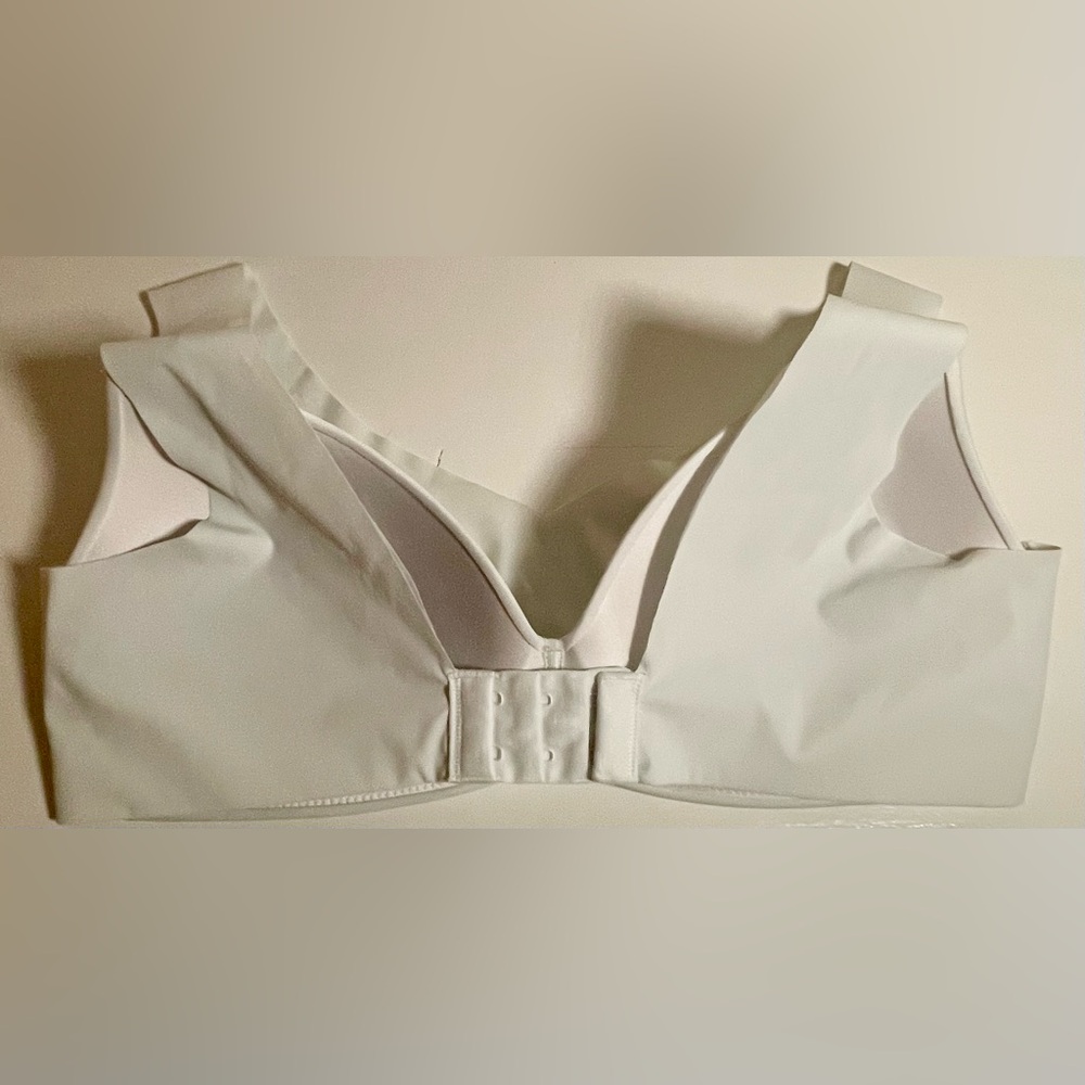 Hanes Bra White - Picture 2 of 6